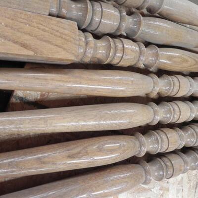 LOT 35  WOODEN POST