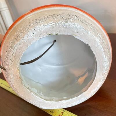 TAN AND ORANGE POTTERY LAMP