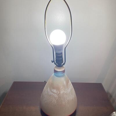 TAN AND ORANGE POTTERY LAMP