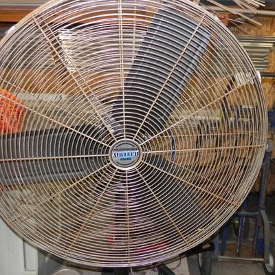 LOT 33   PROFESSIONAL GRADE FAN