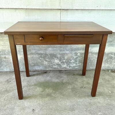 SMALL SOLID WOOD TABLE/DESK 