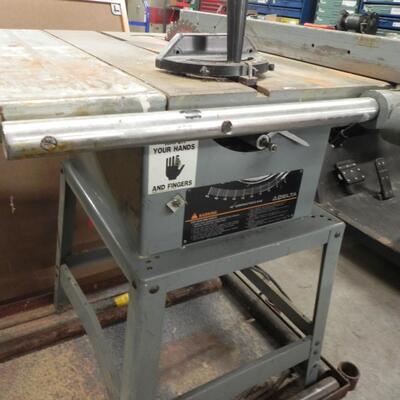 LOT 29   DELTA  ROUTER TABLE SAW