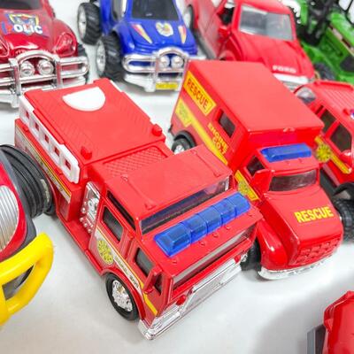 LARGE TOY CAR LOT - VARIOUS BRANDS