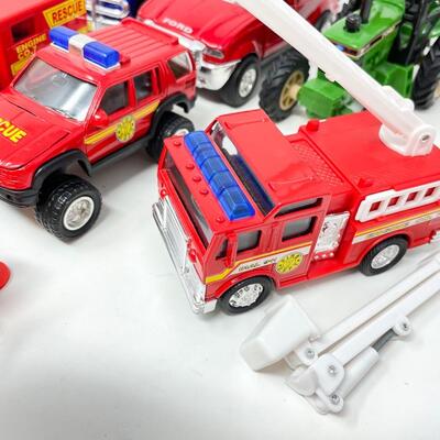LARGE TOY CAR LOT - VARIOUS BRANDS