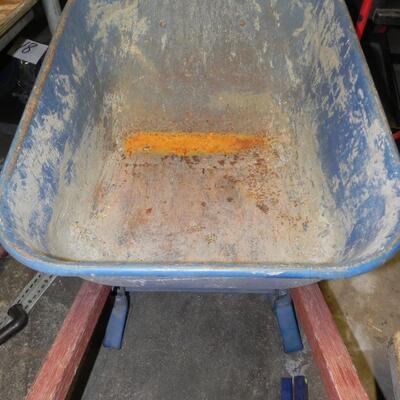 LOT 25  JACKSON WHEELBARROW