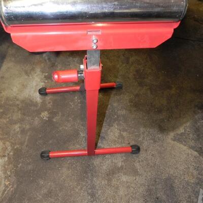 LOT 24  WOOD ROLLERS