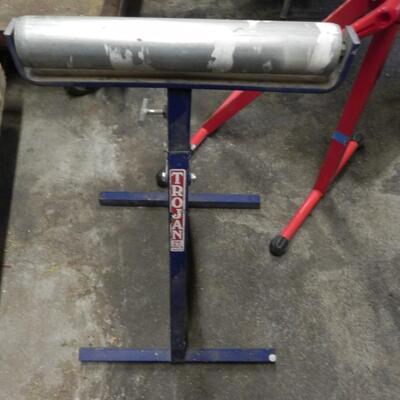 LOT 24  WOOD ROLLERS