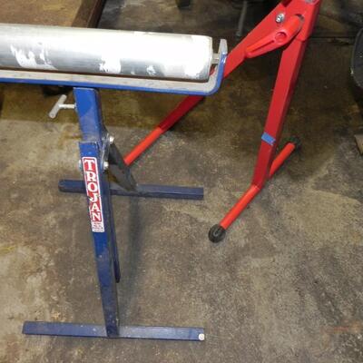 LOT 24  WOOD ROLLERS