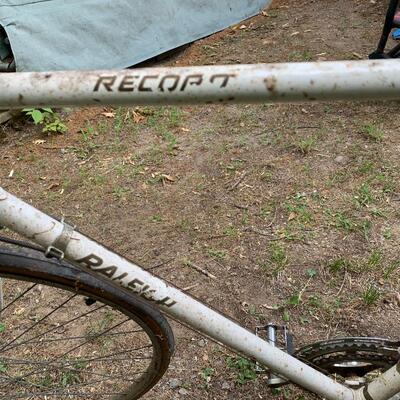 Vintage Raleigh Record Touring 10-Speed Bike Suntour GT Derailer White