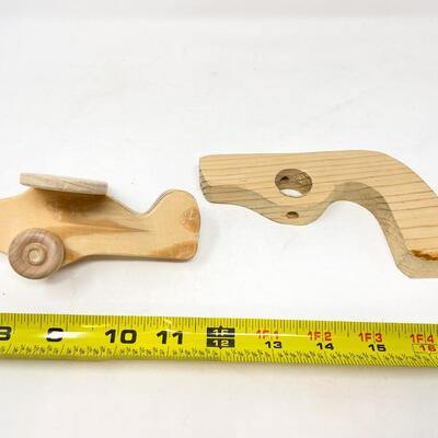 WOODEN TOY LOT