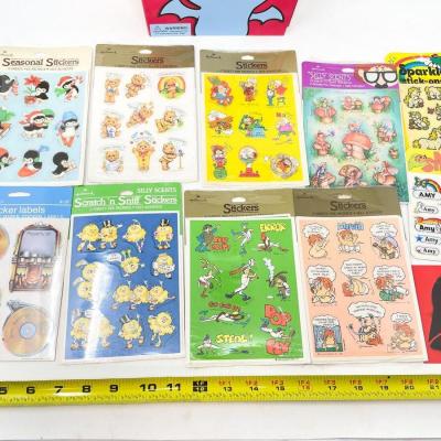 STICKER & ART LOT