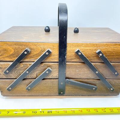 WOODEN BOX LOT