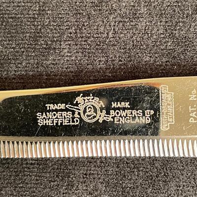 Lot 29  Steak Knife Set