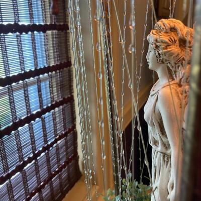 Three Graces Rain/Mineral Oil Rain 