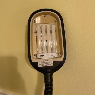 Lot 95  Task Lamp