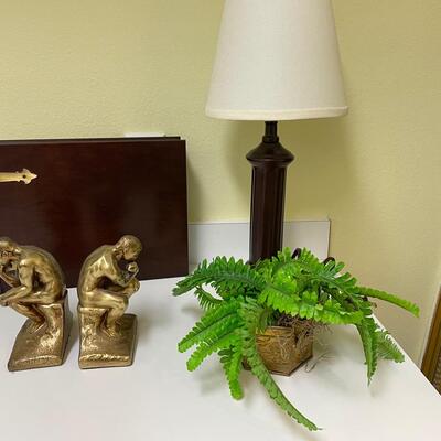 Lot 99 Decor Misc with Bookends