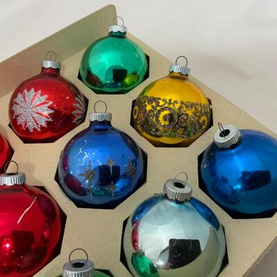 [125] VINTAGE | Mixed Box of Ornaments | Shiny Brite