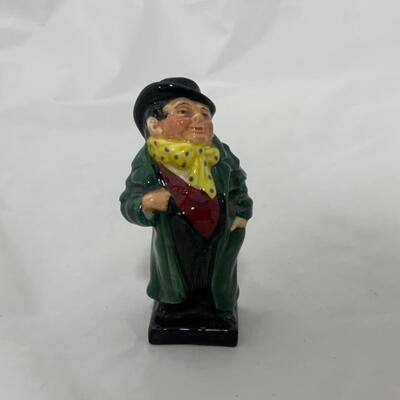 [132] Royal Doulton | Tony Weller Figurine | Dickens