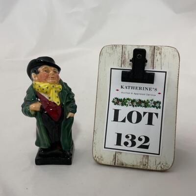 [132] Royal Doulton | Tony Weller Figurine | Dickens