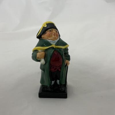 [137] Royal Doulton | Bumble Figurine | Dickens