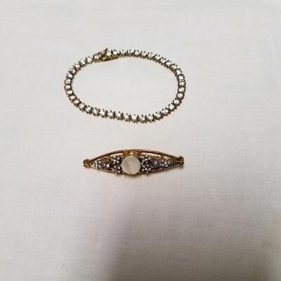 Vintage Jewelry Lot Q