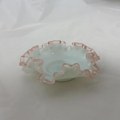 [140] Pink and Milk Glass | Wave Crest | Bon Bon Dish