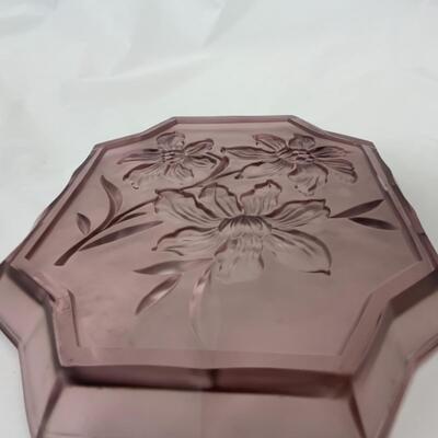 [141] Amethyst Floral Plate | Satin Glass | Interesting Shape