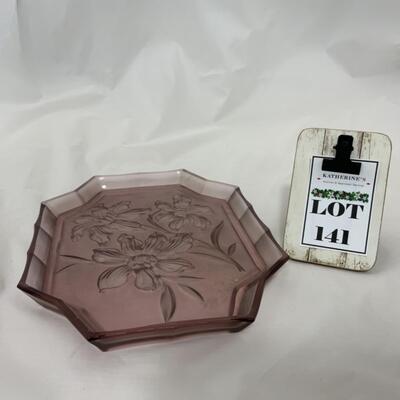 [141] Amethyst Floral Plate | Satin Glass | Interesting Shape