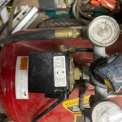 lot 346- Coleman 25 gallon air compressor