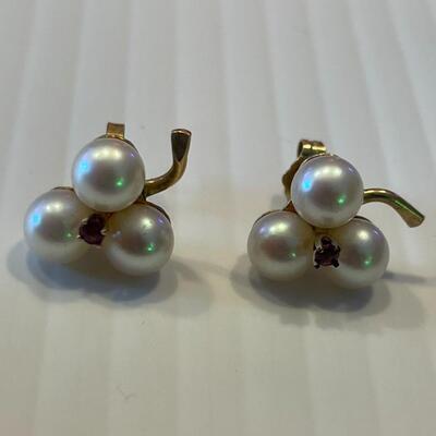 lot 361- 14K gold and pearl and ruby earrings