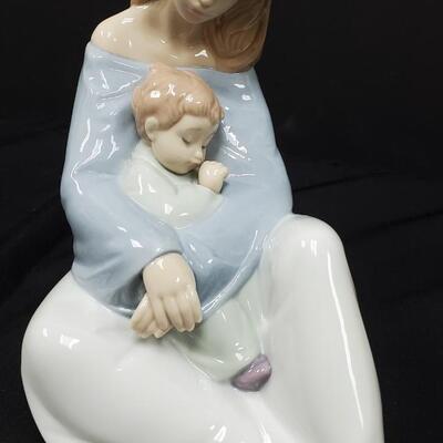 NAO by Lladro - The Greatest Bond 