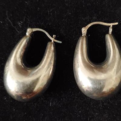 .999 Silver Pierced Earrings 