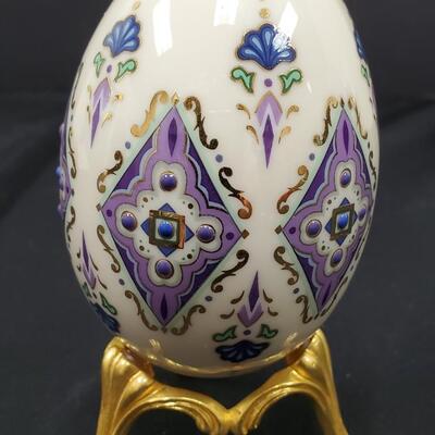 Lenox Fine China Treasures Egg & Stand 