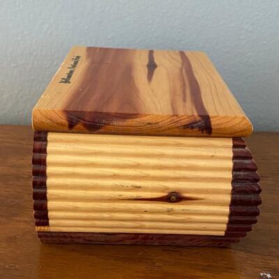 Small Lidded Wood Trinket Dresser Box Yellowstone National Park Souvenir