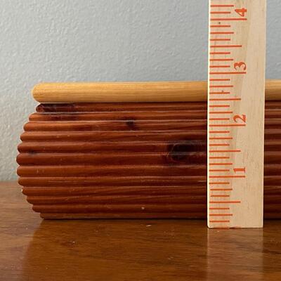 Small Lidded Wood Trinket Dresser Box Yellowstone National Park Souvenir