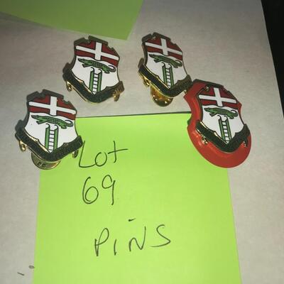 4 Military Pins (Lot 69)