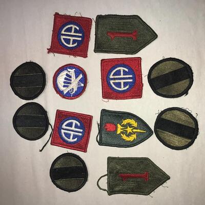 12 Military Patches Airborne (Lot 75)