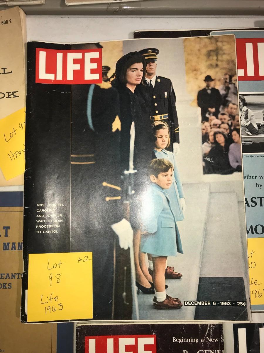 Vintage Life Magazine Kennedy Assasination December 6, 1963 (Lot 98 ...