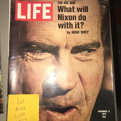 Life Magazine The Big Win What Will Nixon Do with it November 17, 1972 (Lot 126)