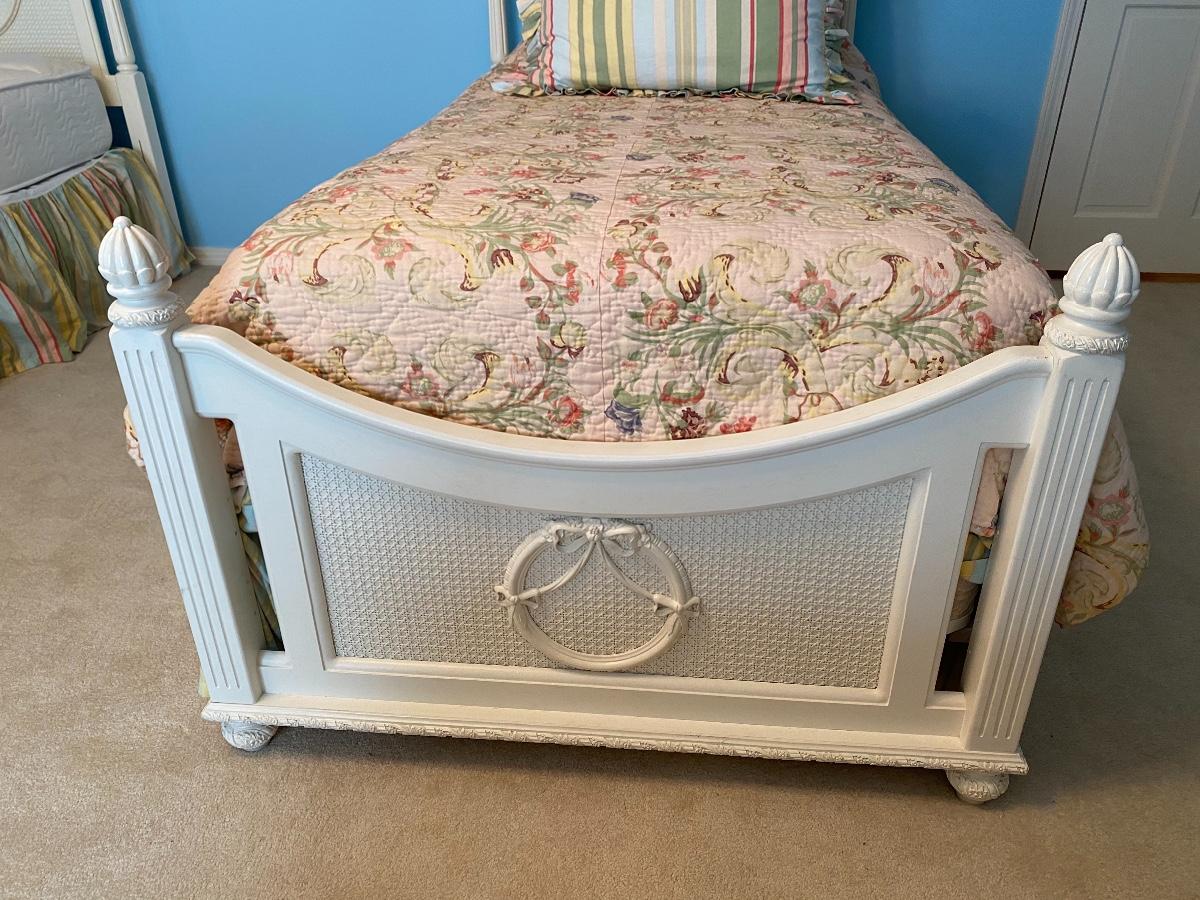 B Adorable Creamy White Painted Wood/Cane Twin Bed