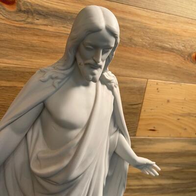 #11 LLADRO Jesus Statue 