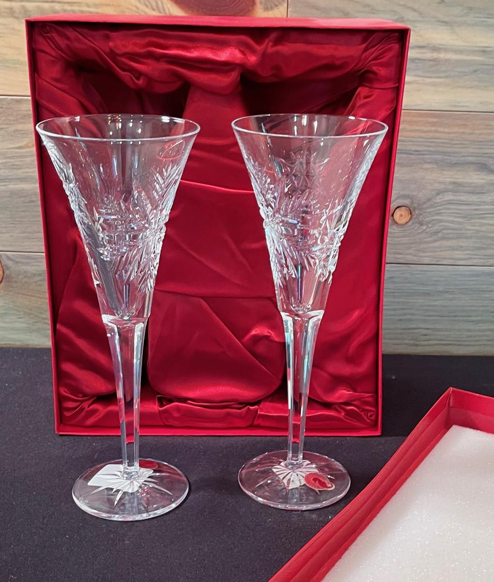 79 Waterford Snow Crystals Clear Flute Pair