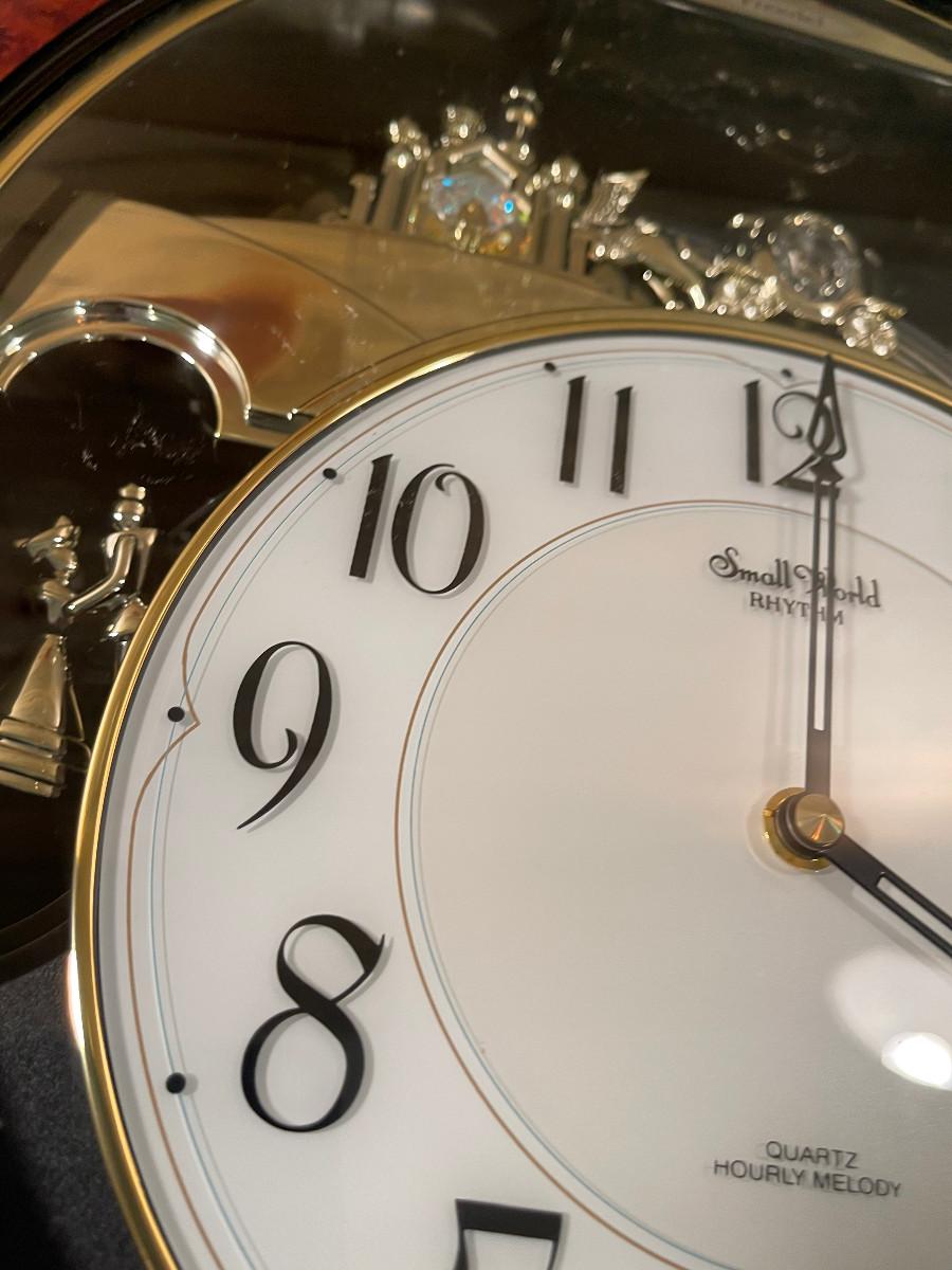 81 Small World Rhythm Clock