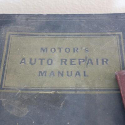 Lot 8 Old Car Repair Manuals, Hudson Key
