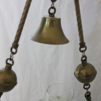 Lot 29 Antique Victorian Brass Hanging Oil Lamp