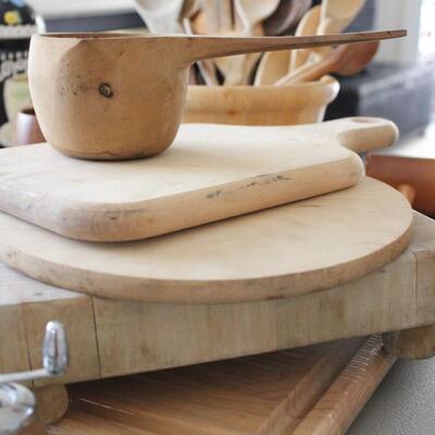 Lot 54 Wood Kitchen Accessories Lot #2