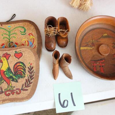Lot 61 Wooden DÃ©cor 