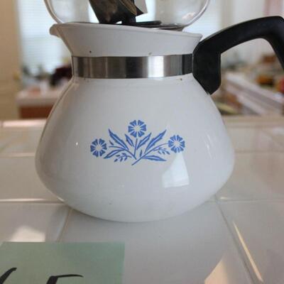 Lot 65 Corning Ware Blue Cornflower 6 Cup Coffee/Tea Pot