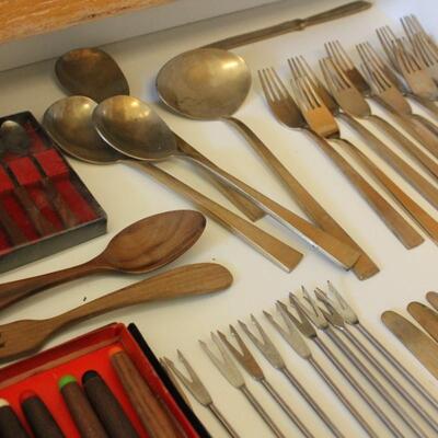 Lot 81 Mid Century Modern Gold Flatware & Fondue Forks