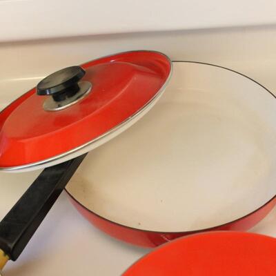 Lot 82 Vintage Cookware #1
